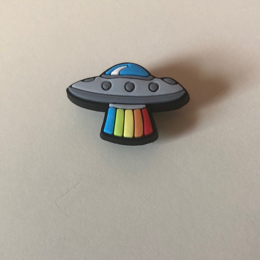 UFO croc charm